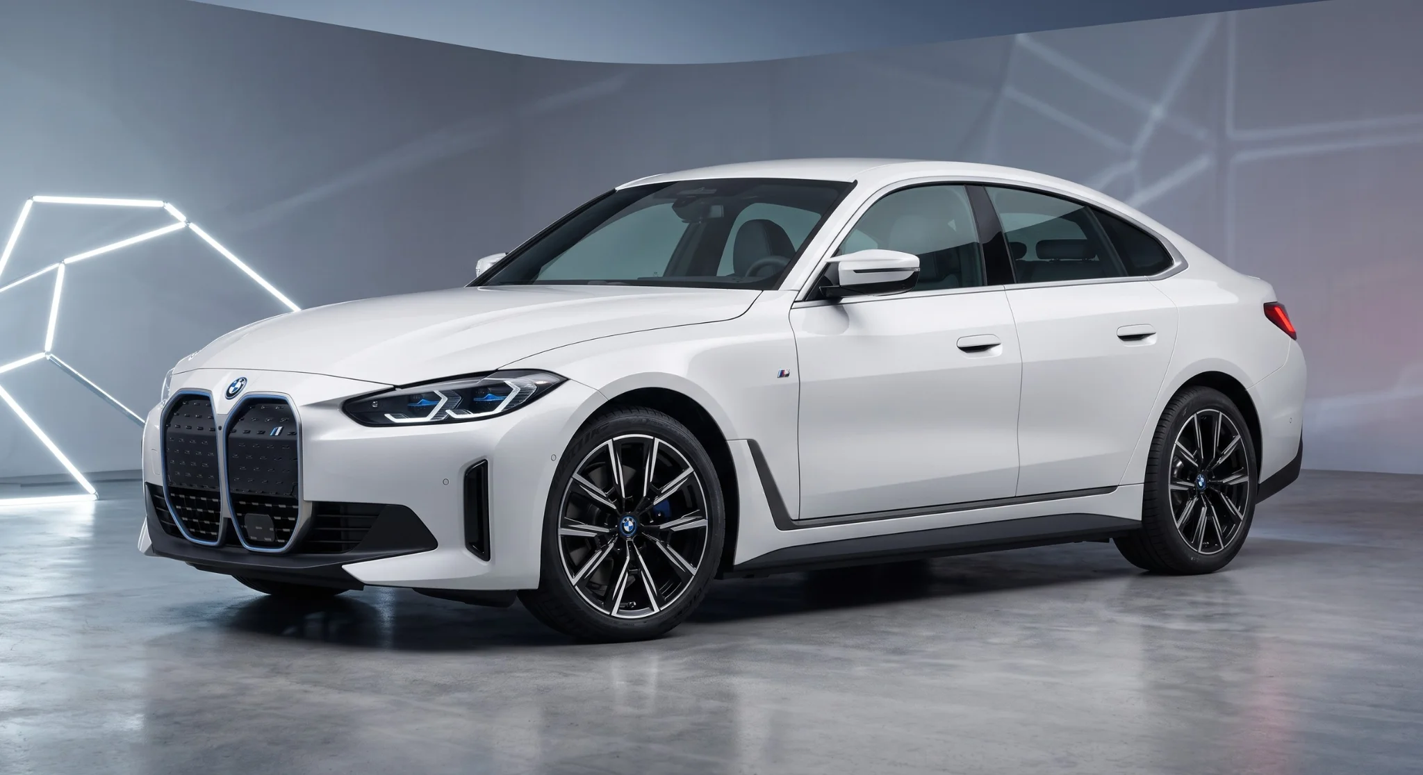 BMW X5 xDrive50e plug-in hybrid SUV