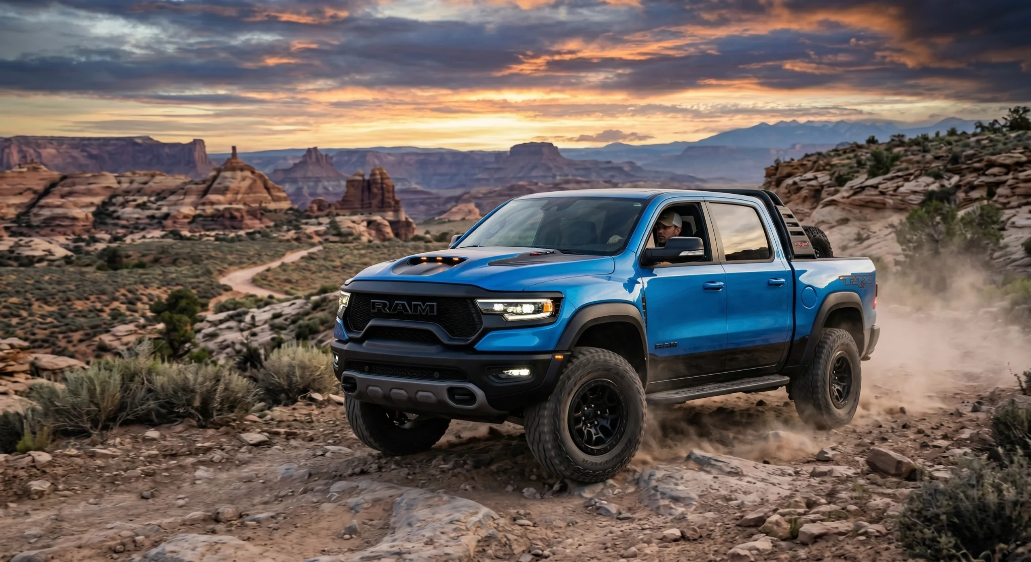 Ram 1500 2026 con motor HEMI V8 5.7L disponible en Fontana CDJR
