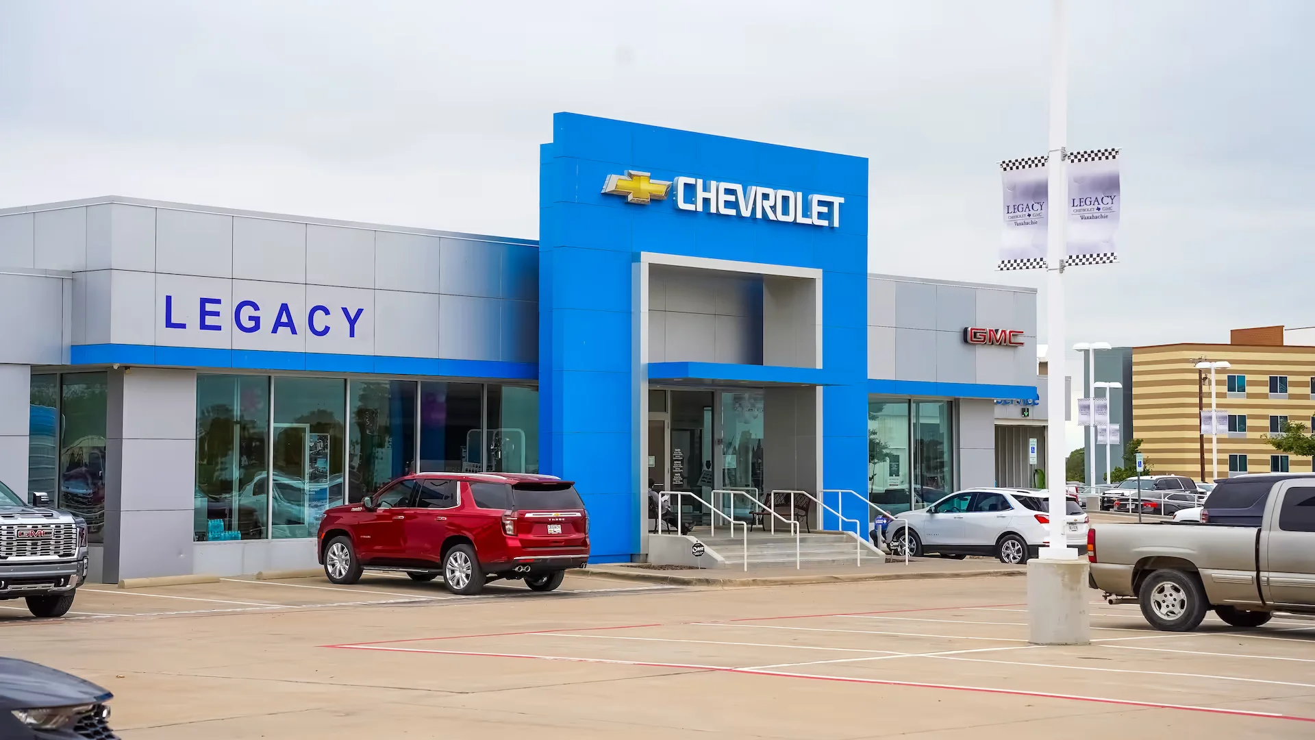 Legacy GMC of Waxahachie dealership storefront in Waxahachie, TX