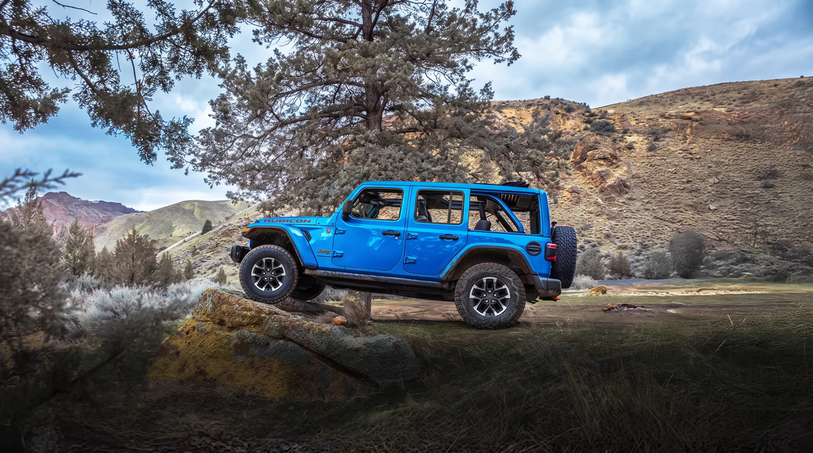 2026 Jeep Wrangler vs. 2026 Jeep Gladiator comparison