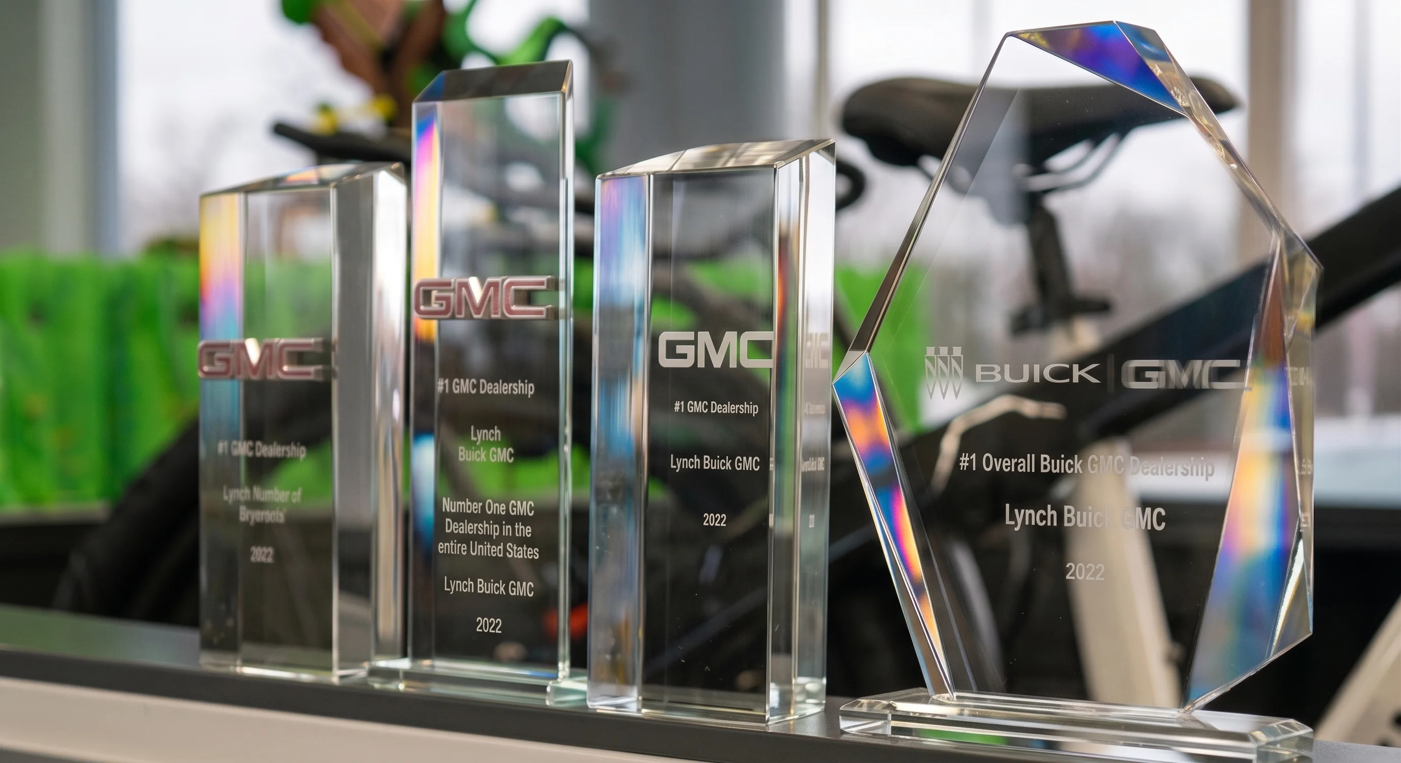 Lynch Family of Dealerships Top Workplace awards recognizing the Burlington dealership team
