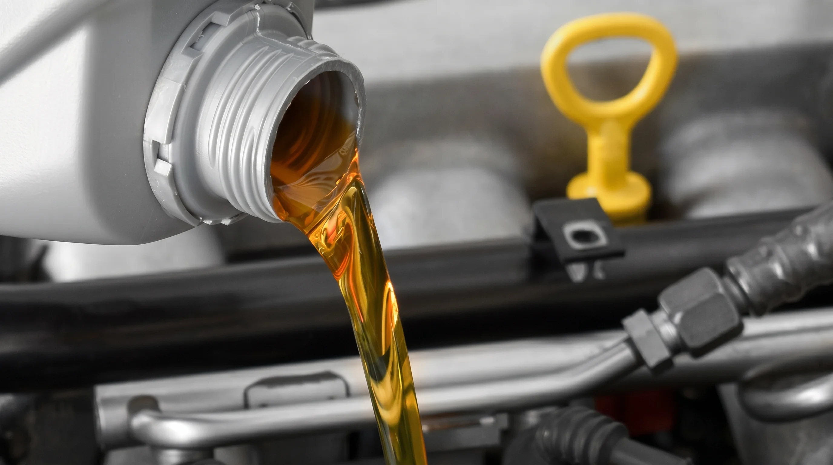 Oil change service at Lynch Mukwonago service centers in Mukwonago, WI